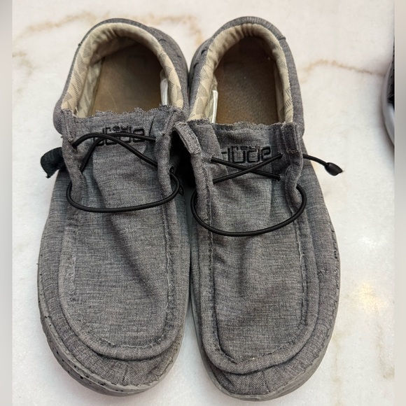 Hey Dude Gray Men's Loafers - Picture 1 of 3